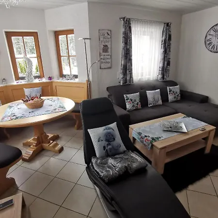 アパート Alpen-chalet